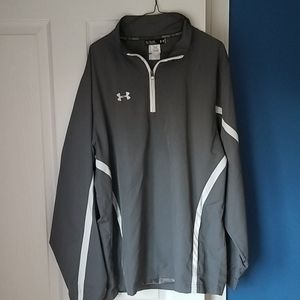 Under Armour polyester quarter zip pull over